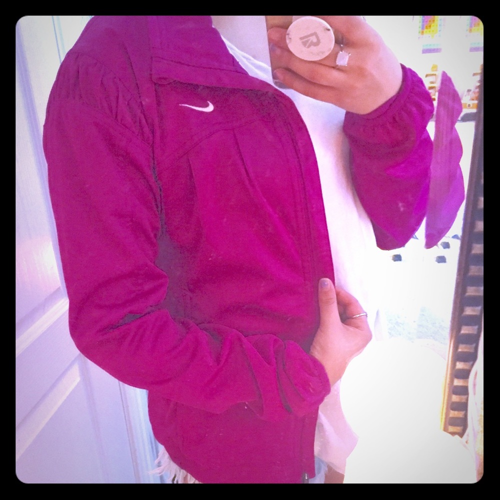 BRAND NEW NIKE JACKET